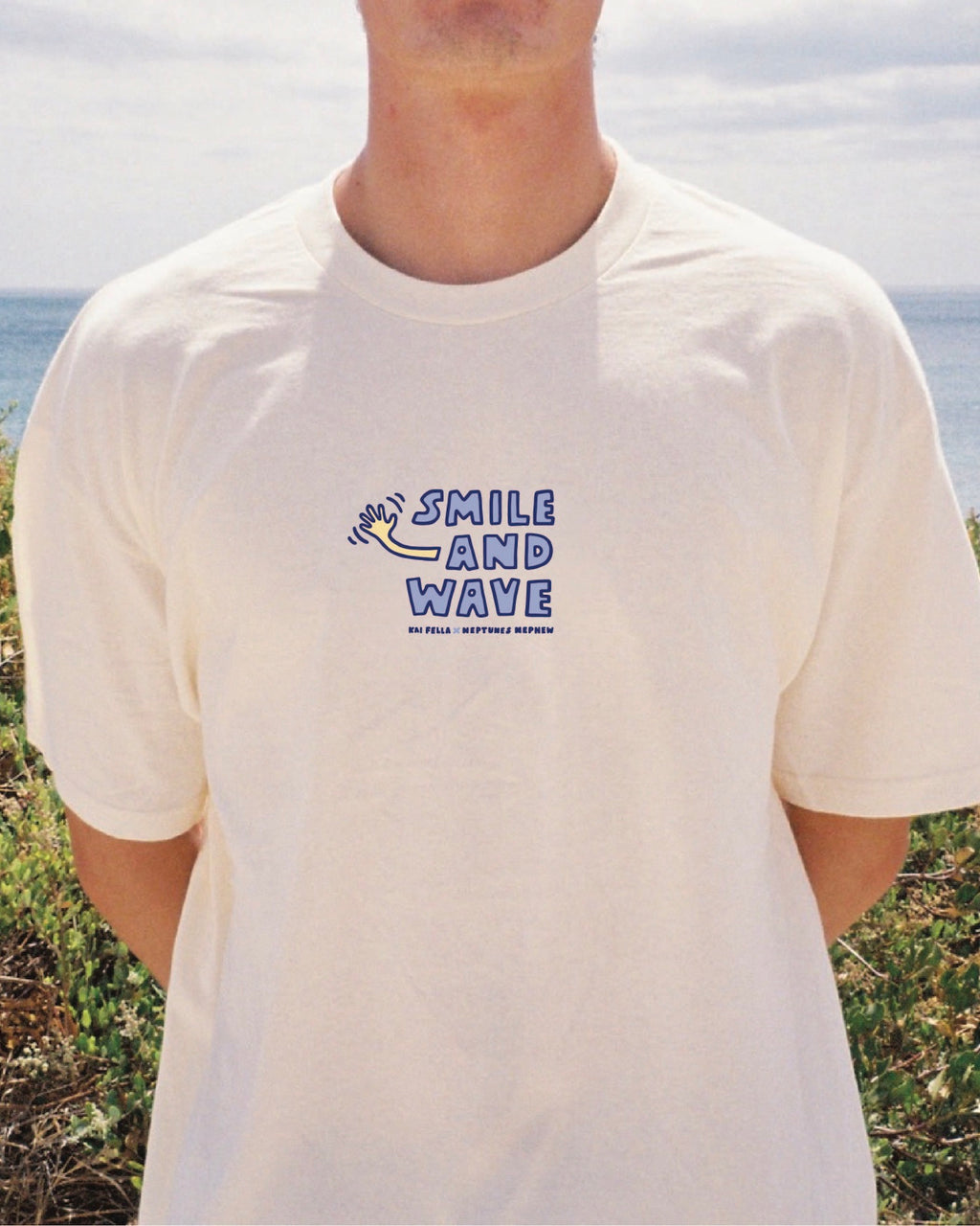 SMILE AND WAVE TEE